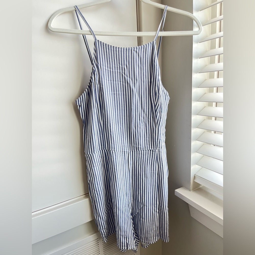 Abercrombie & Fitch Romper Size Medium